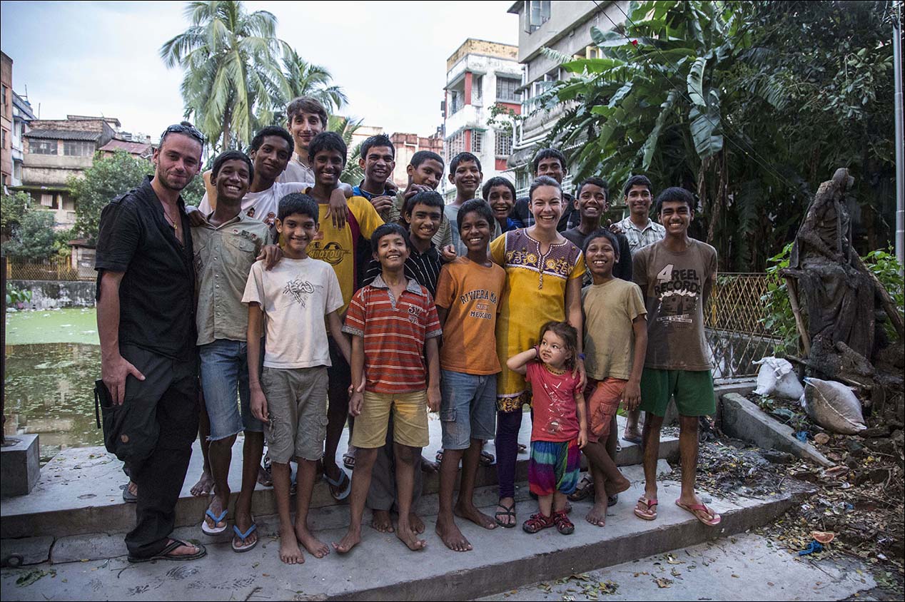 nous avec les galopins de calcutta