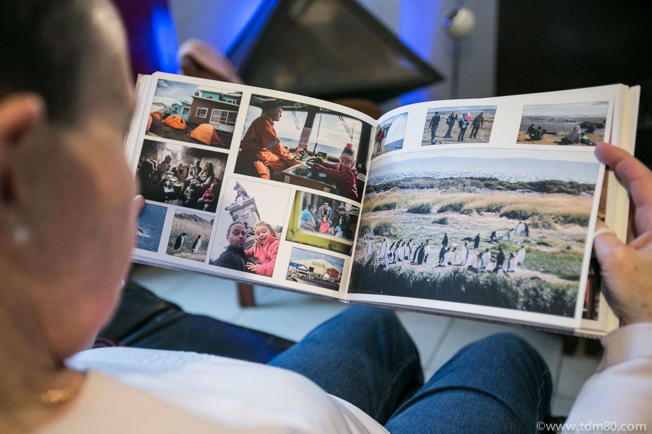 Livre Photo Cewe Mettre Une Bandeau En Page De Garde L'album photo de notre tour du monde - Le Tour du Monde à 80 cm